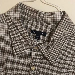 Men’s Gap Button Up XL Shirt